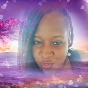 Meet your Posher, Ericka